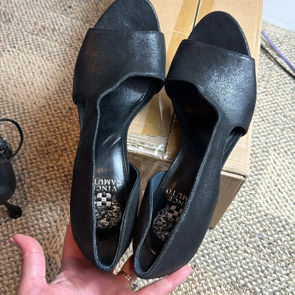 Vince Camuto • Women's Alinton High Heel • 🖤 Size 9.5 • Black • SO gently worn!